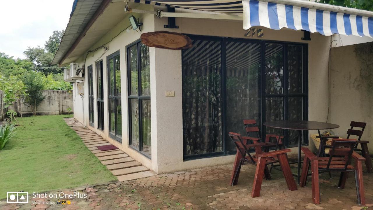 Chalet Ahaz, The Place Of Privacy With Outside Sitting Karjat Exterior photo